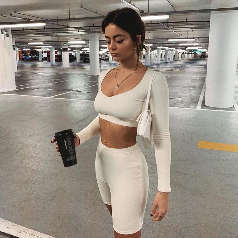 Low Cut Slim Long Sleeve Top And Shorts